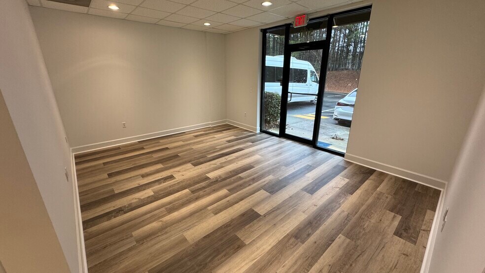 More Photos Of 6065 Parkway North Dr, Cumming Distribution For Sale