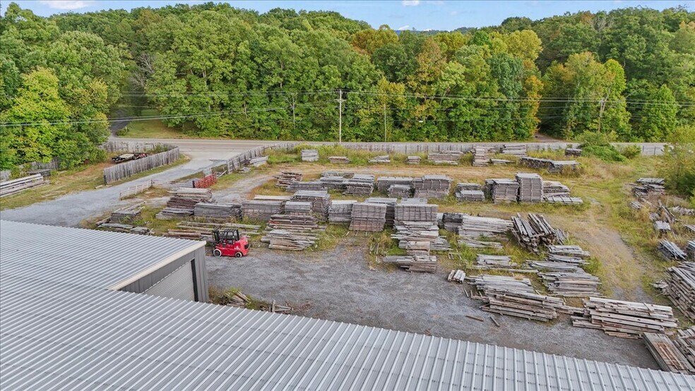 More Photos Of 11085 Baileyton Rd, Greeneville Manufacturing For Lease