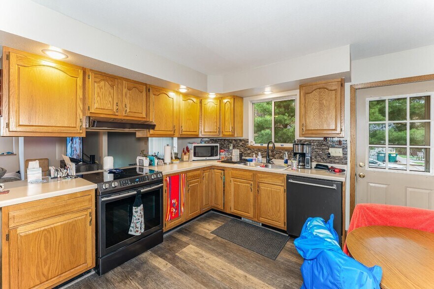 More Photos Of 11525 Harmony Ln, Woodruff Multifamily For Sale