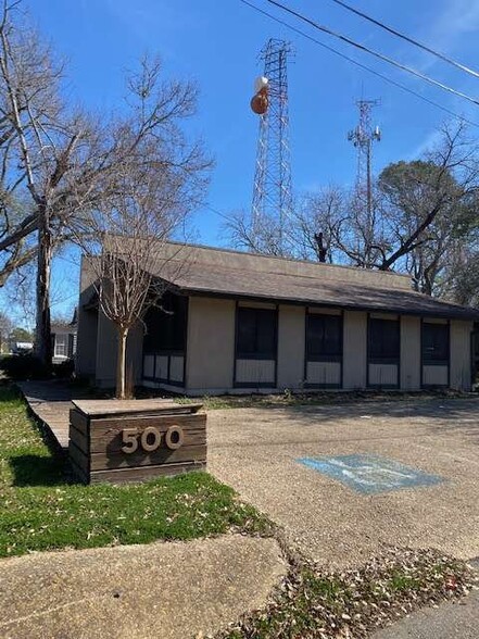 Primary Photo Of 500 E Corsicana St, Athens Freestanding For Lease