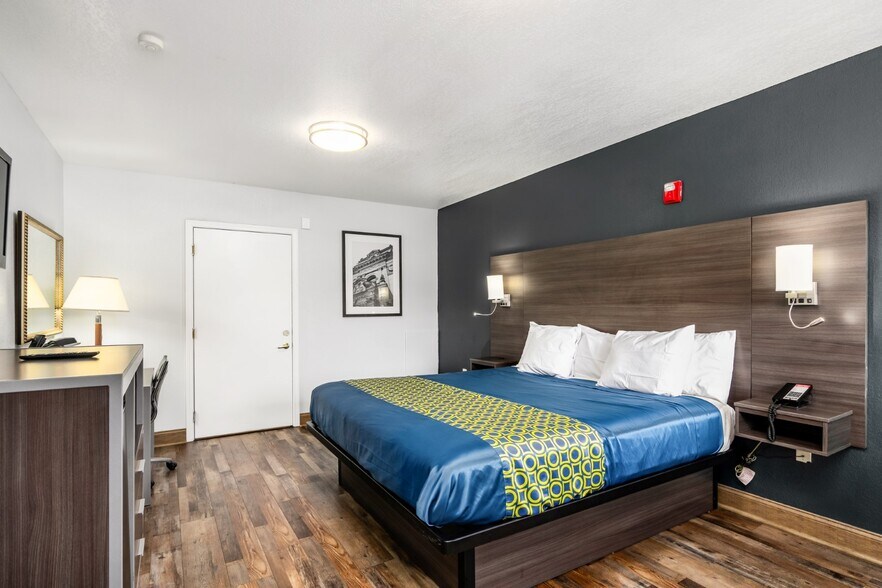 More Photos Of 4029 Marlane Dr, Grove City Hotel For Sale