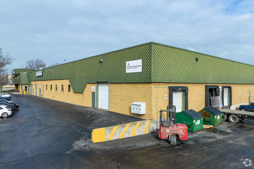 More Photos Of 4390 Paletta Ct, Burlington Warehouse For Lease