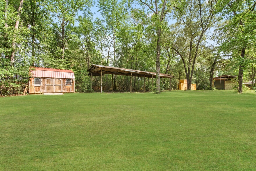 More Photos Of 18222 W FM 1097 Rd, Montgomery Flex For Lease