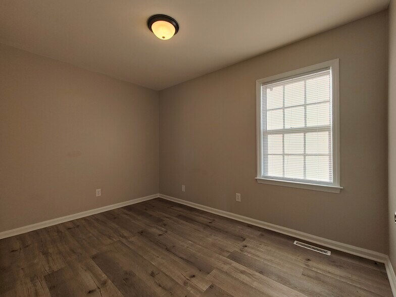 More Photos Of 520 Keen St, Rocky Mount Multifamily For Sale