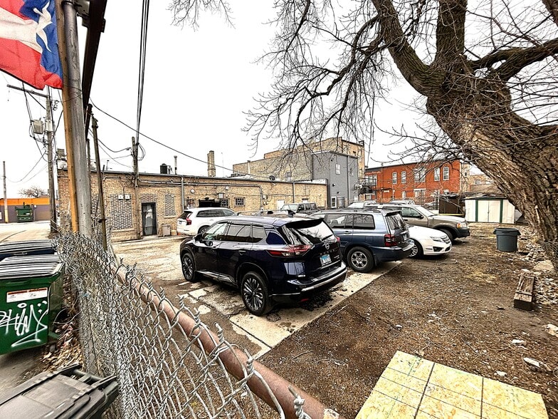 More Photos Of 3620 W Division St, Chicago Storefront For Sale