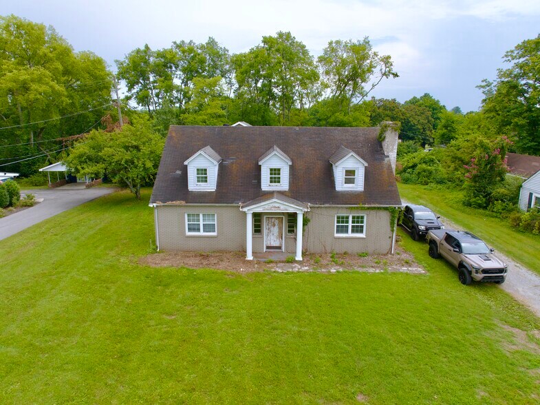 More Photos Of 1189 Nashville Pike, Gallatin Office For Sale