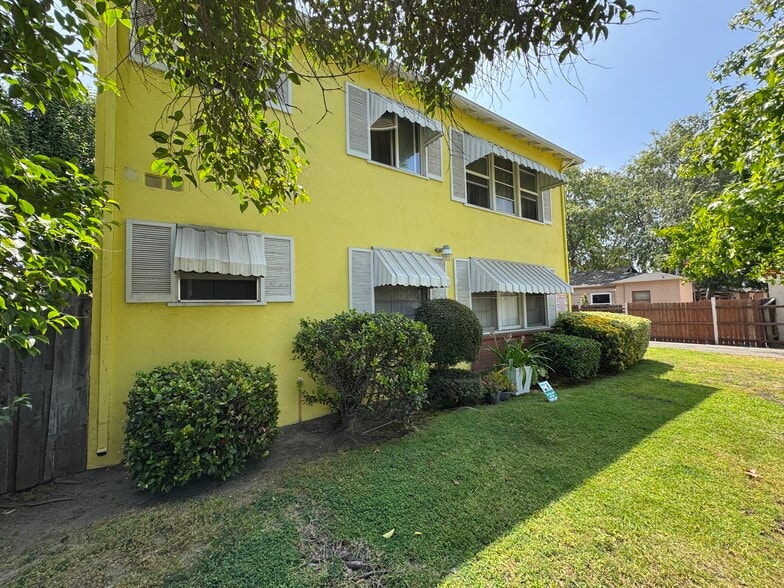 More Photos Of 6264 Willowcrest Ave, North Hollywood Apartments For Sale