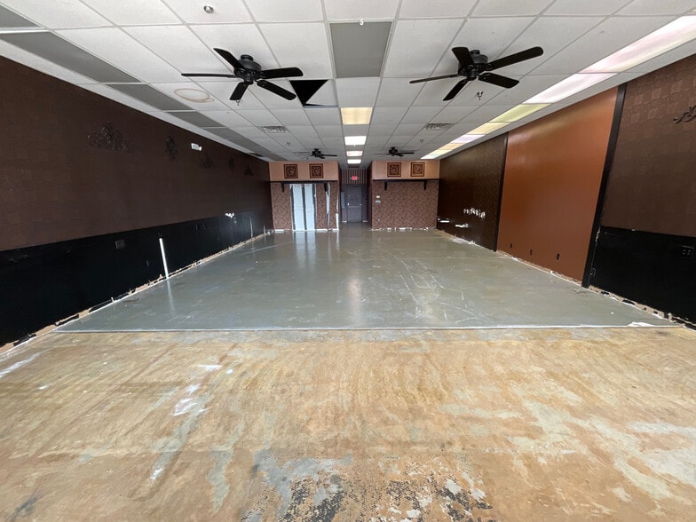 More Photos Of Brookwood Dr @ US 30, New Haven Unknown For Sale