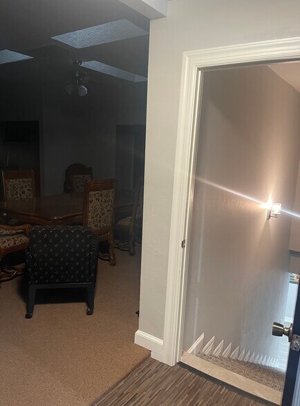 More Photos Of 6001 Nw Expressway, Oklahoma City Office For Sale