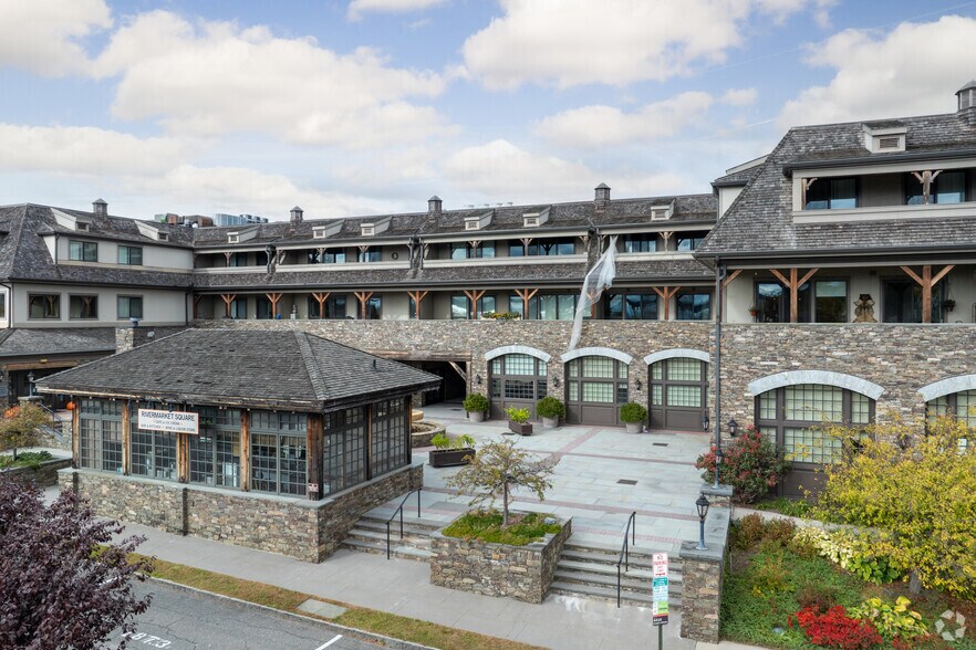More Photos Of 127 W Main St, Tarrytown General Retail For Sale