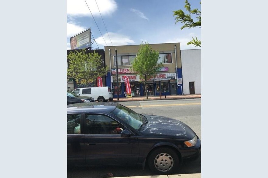 More Photos Of 1040-1042 Elizabeth Ave, Elizabeth Storefront For Lease