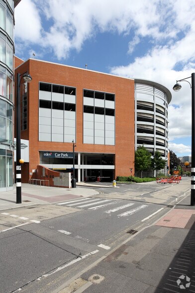 More Photos Of Eden Walk, High Wycombe General Retail For Lease