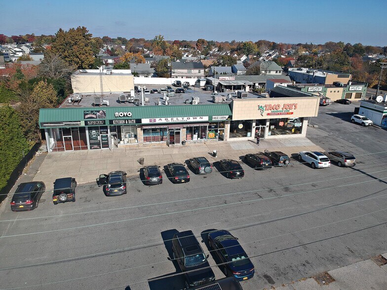 More Photos Of 3259-3275 Hempstead Tpke, Levittown Unknown For Lease