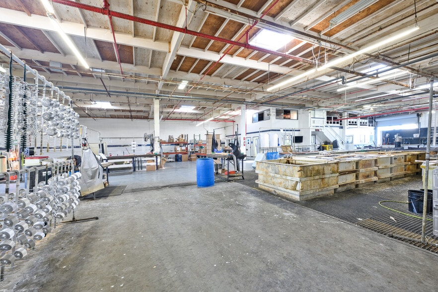 More Photos Of 1160 Mercantile St, Oxnard Manufacturing For Sale
