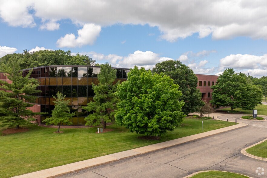 More Photos Of 1 Financial Pky, Kalamazoo Office For Sale
