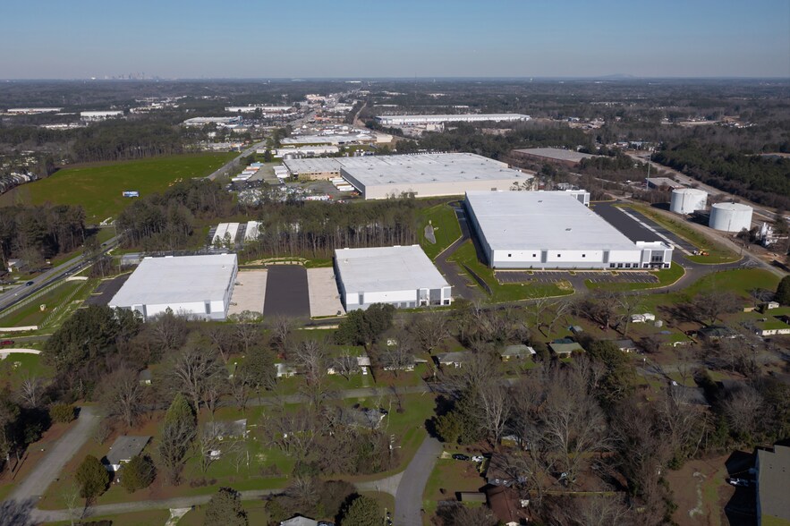 More Photos Of 7776 Jonesboro Rd, Jonesboro Unknown For Lease