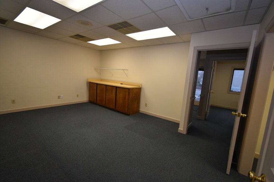 More Photos Of 3200 Croasdaile Dr, Durham Medical For Sale