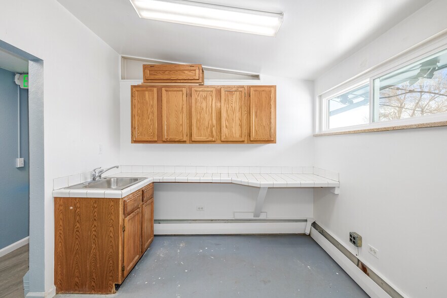 More Photos Of 8221 Bradburn Dr, Westminster Office For Sale