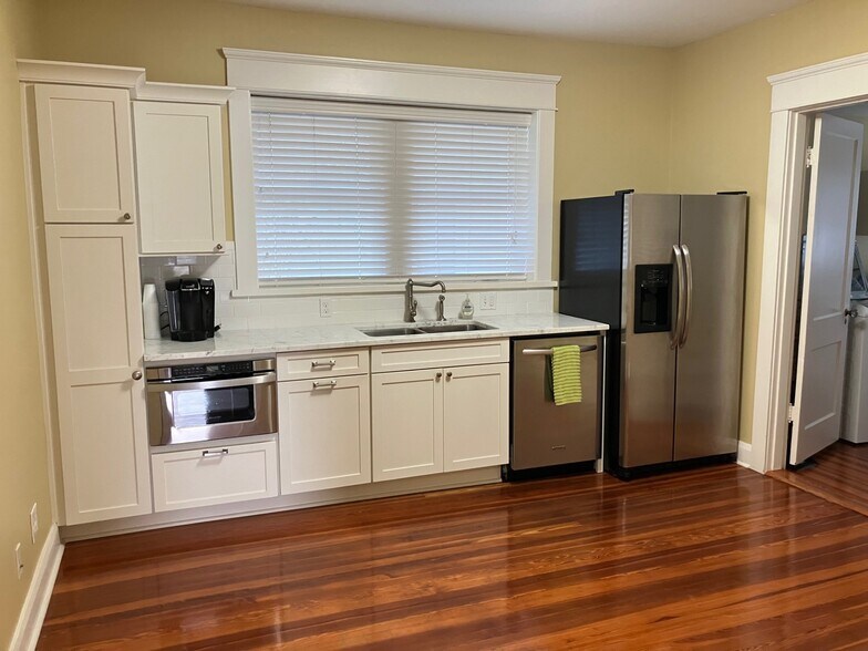 More Photos Of , Tampa Office For Sale