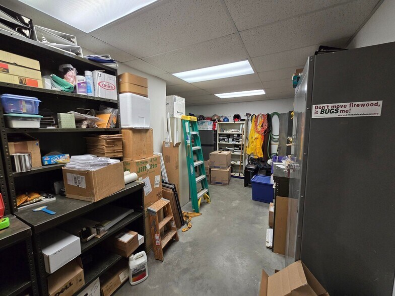 More Photos Of 314 S Henry St, Pierre Office For Sale