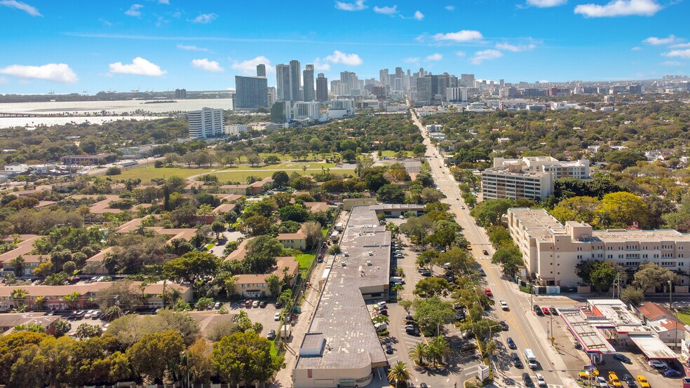 More Photos Of 5145-5301 NE 2nd Ave, Miami Unknown For Lease