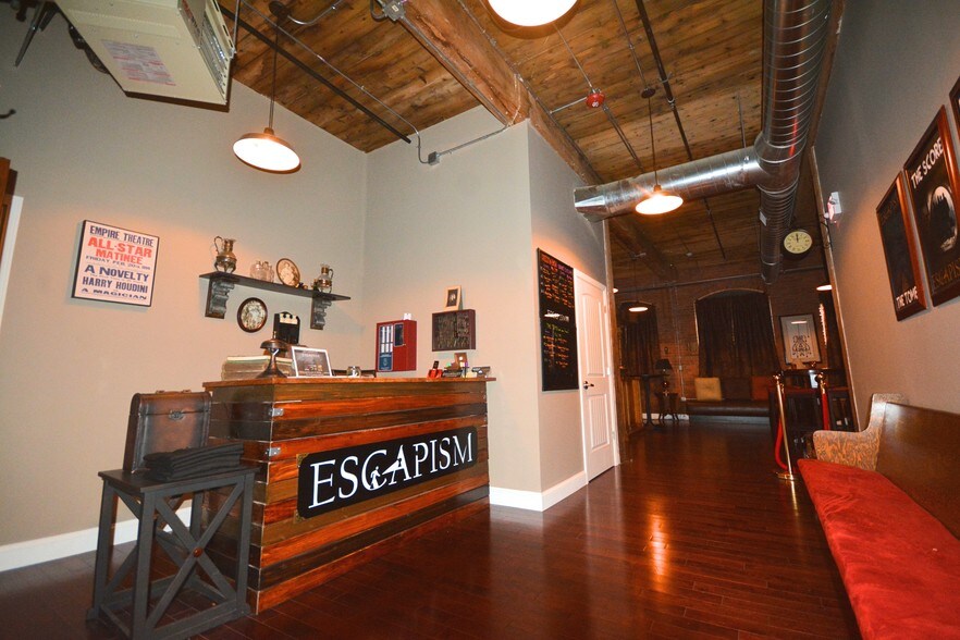 More Photos Of 1 Factory Sq, Southington Industrial For Lease