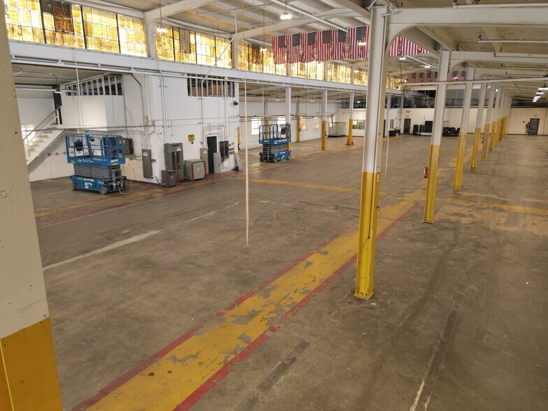 More Photos Of 3850 Santa Fe Ave, Vernon Manufacturing For Lease