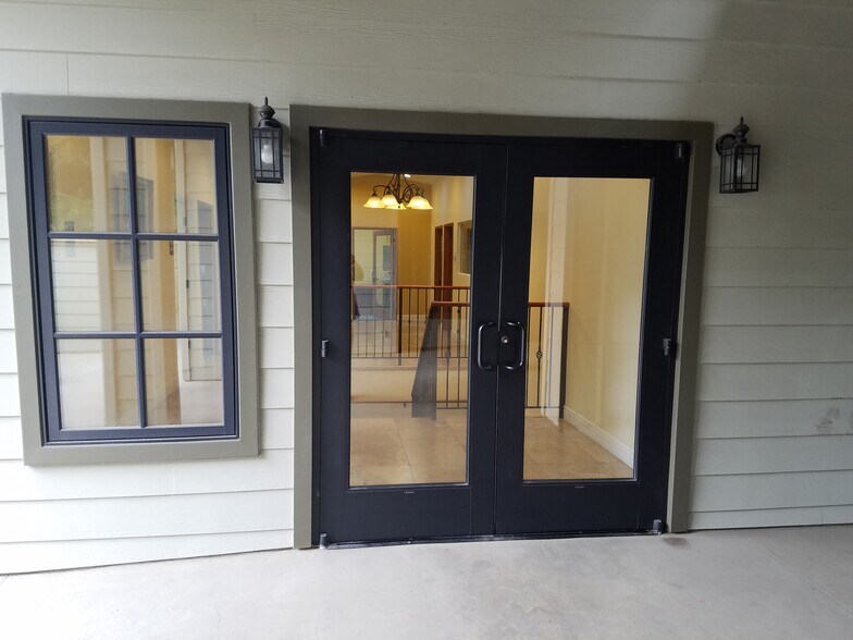 More Photos Of 9019 Soquel Dr, Aptos Office For Lease