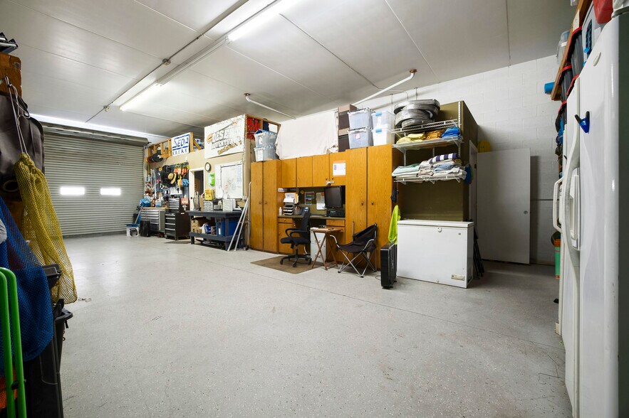 More Photos Of 1633-1651 Boulder City Pky, Boulder City General Retail For Sale