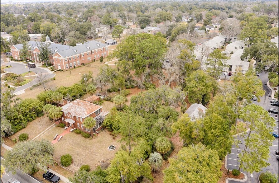 More Photos Of 2180 E Victory Dr, Savannah Land For Sale