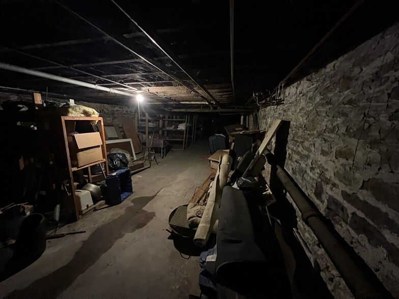 More Photos Of 2 Tayco St, Menasha Multifamily For Sale