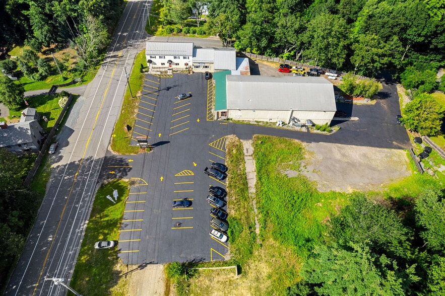 More Photos Of 313 Route 125, Brentwood Light Distribution For Lease