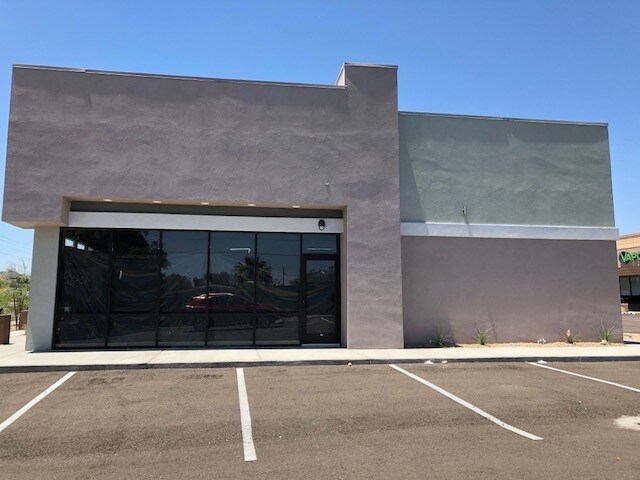 More Photos Of 2140 E Cactus Rd, Phoenix Storefront Retail Office For Lease