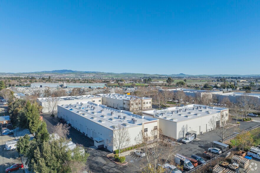 More Photos Of 425 Boulder Ct, Pleasanton Flex For Sale