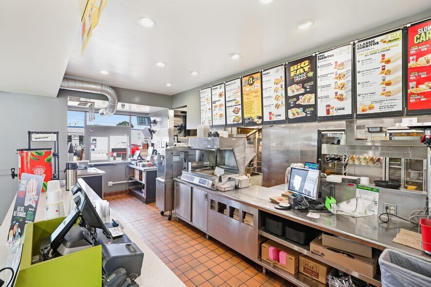 More Photos Of 1815 E Isaacs Ave, Walla Walla Fast Food For Sale
