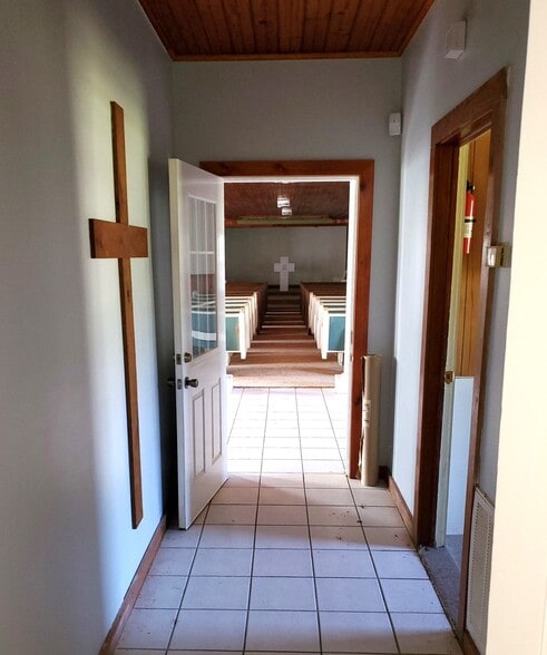 More Photos Of 3922 County Road 353, Brazoria Religious Facility For Sale