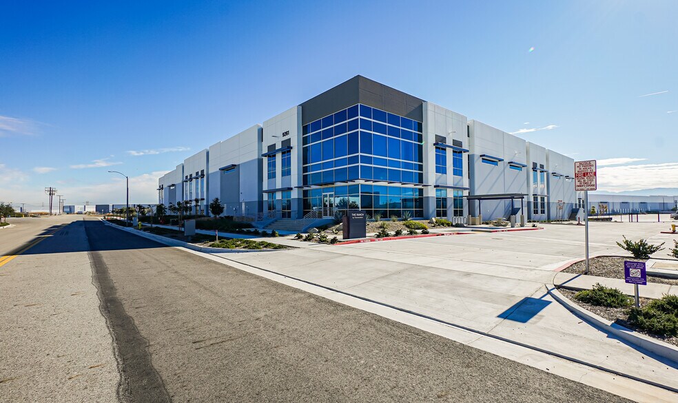 More Photos Of 14935 Limonite Ave, Eastvale Unknown For Lease