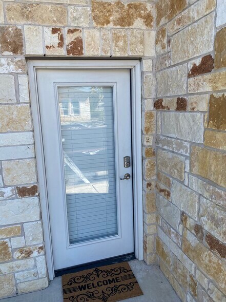 More Photos Of 1101 Satellite Vw, Round Rock Medical For Lease