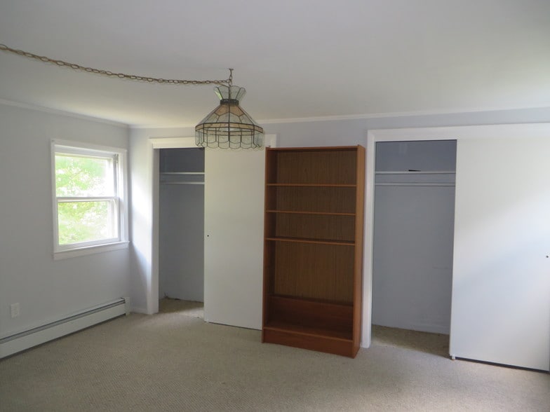 More Photos Of 692 South St, Highland Apartments For Sale