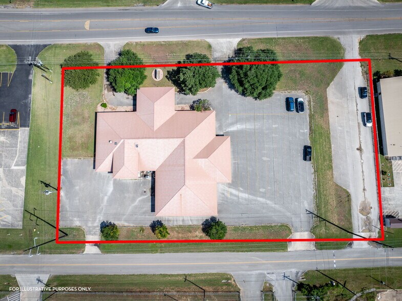 More Photos Of 1071 FM 2673, Canyon Lake Specialty For Sale