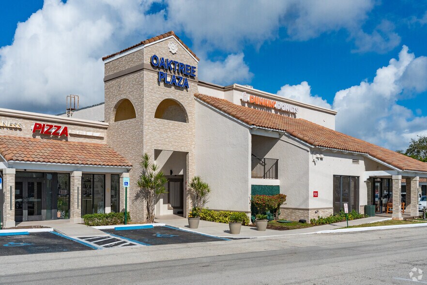 Primary Photo Of 11575 US Route 1, Palm Beach Gardens Unknown For Lease