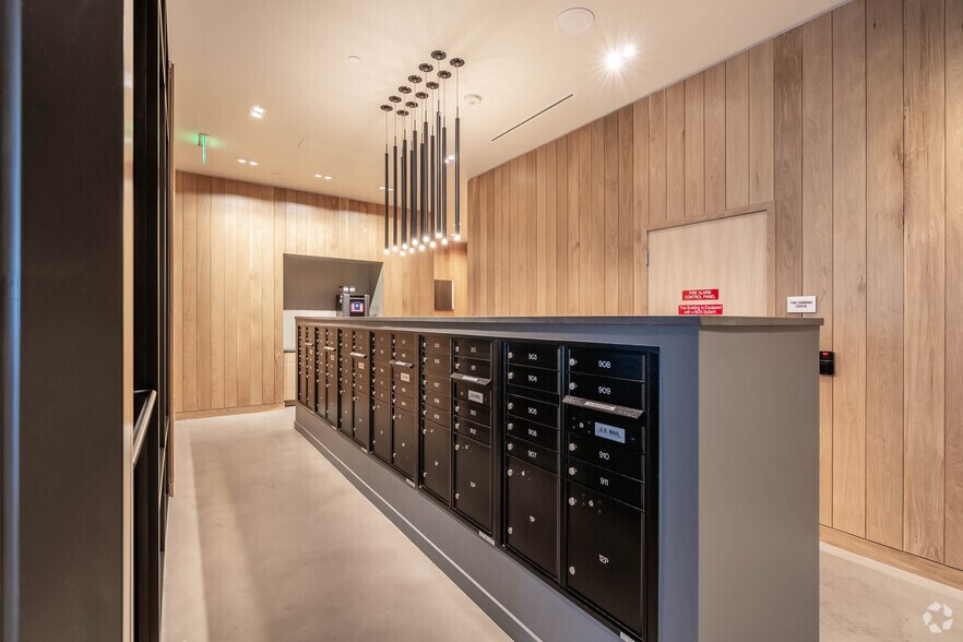 More Photos Of 2315 4th Ave, Seattle Multifamily For Sale