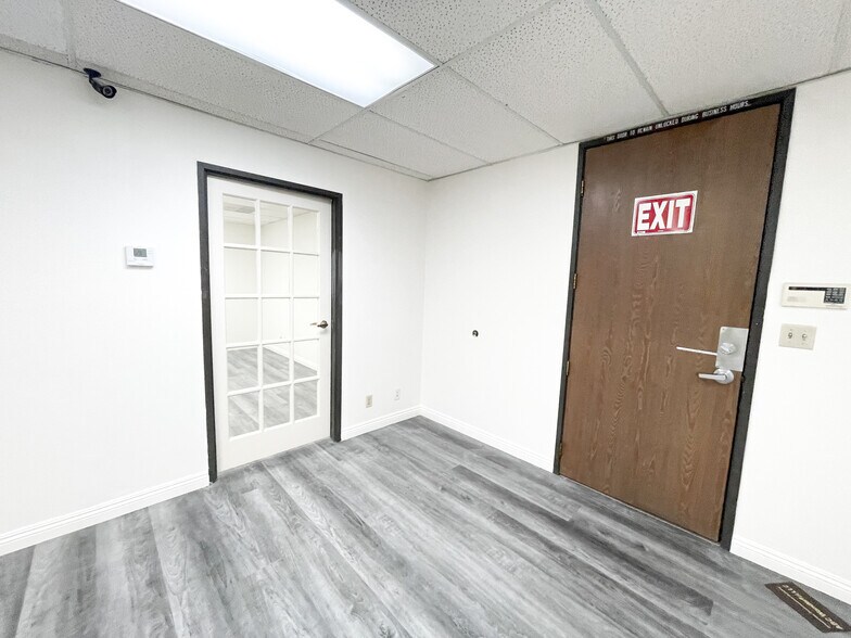 More Photos Of 430 S Garfield Ave, Alhambra Medical For Sale