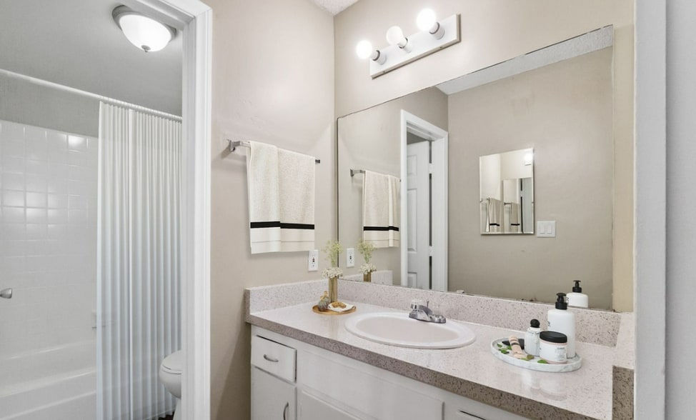 More Photos Of 241-273 Wisconsin Ave, El Cajon Apartments For Sale