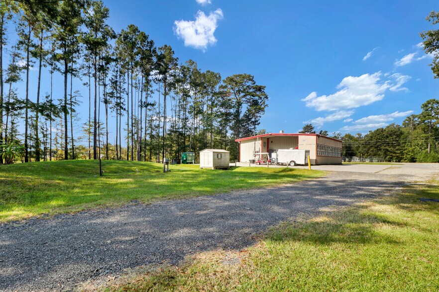 More Photos Of 7962 GA Highway 21, Port Wentworth Restaurant For Sale