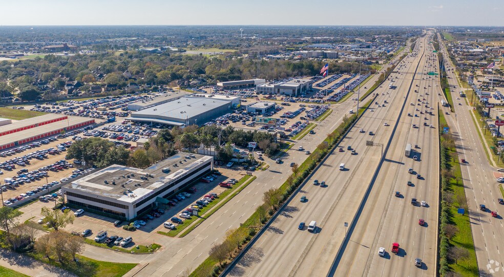 More Photos Of 20501 Katy Fwy, Katy Office For Lease