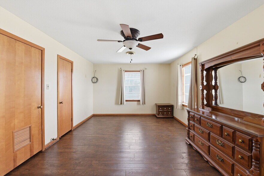 More Photos Of 1839 Henderson rd, Angleton Land For Sale