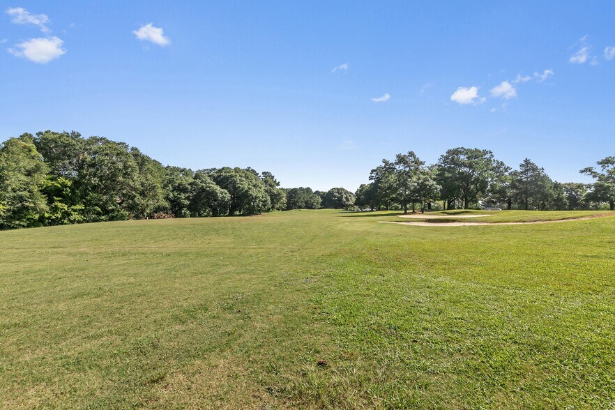 More Photos Of 101 Merion Dr, Eufaula Golf Course Driving Range For Sale