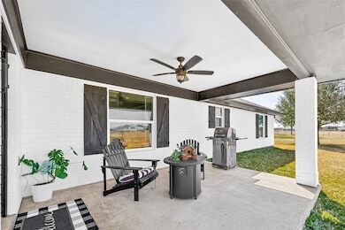 More Photos Of 10550 Brinkmeyer Rd, Needville Flex For Sale