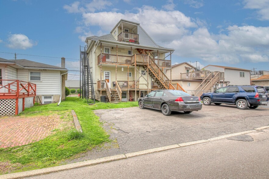 More Photos Of 467 Northampton st, Kingston Multifamily For Sale